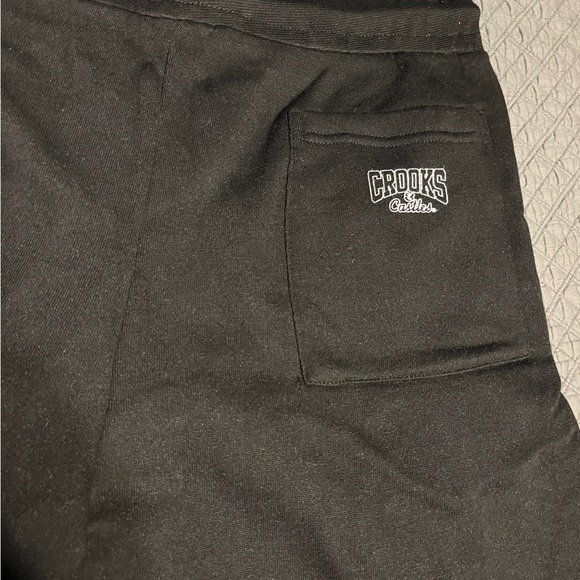 Crooks and castles shorts - Picture 3 of 5